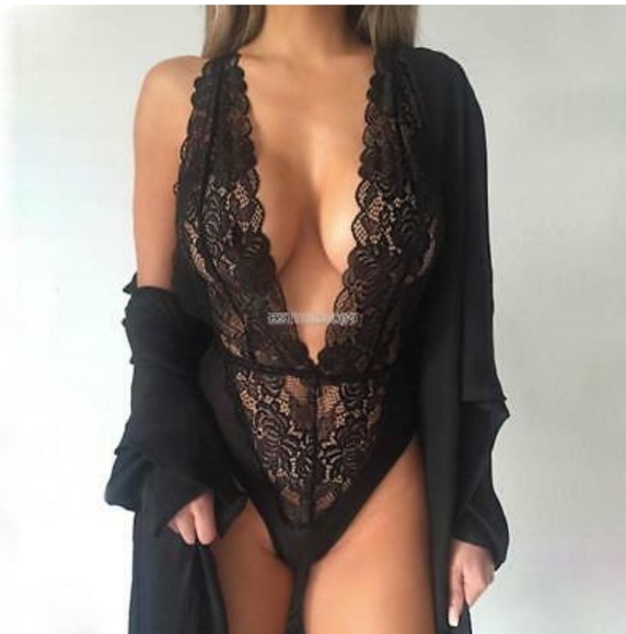 Other - Nwt Black Lace Backless Halter Lingerie Small